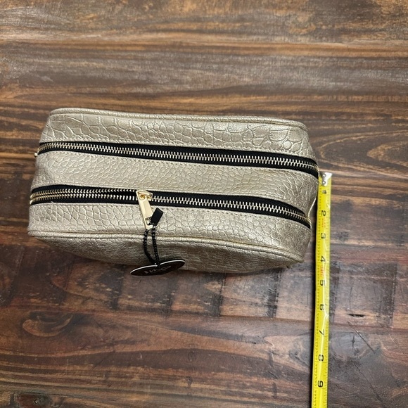 IMOSHION Cosmetic Bag Gold Croc Embossed Makeup Travel Case New With Tags - Picture 7 of 7